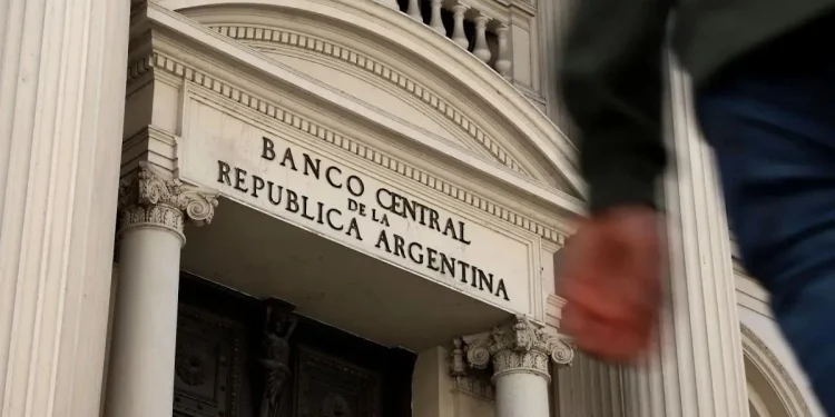 Fuerte cruce entre el Banco Central y la AGN: Bausili defendió las operaciones con oro y aseguró que dejaron US$2.505 millones a favor