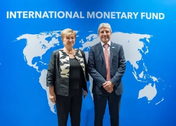 Georgieva elogió ante Caputo la disciplina fiscal del Gobierno: «Es ejemplar en el mundo»