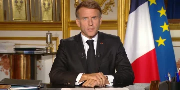 Estallido social en Francia: imponen toques de queda parciales tras un fin de semana de furia con 2.400 detenidos y 1.000 policías heridos