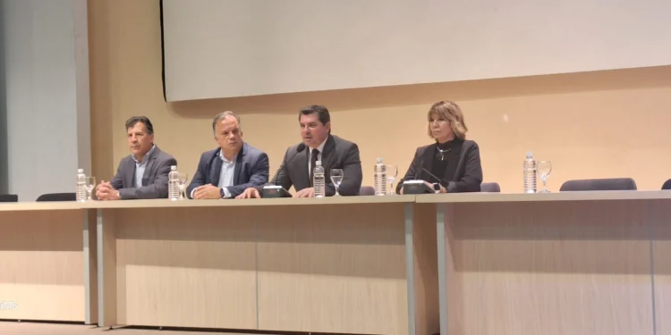 Acuerdo con Nación y crédito de la CAF: Marcelo Orrego anunció la reactivación y licitación integral de la Ruta 40 Sur