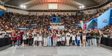 Educación digital en marcha: el gobernador Marcelo Orrego entregó casi 1.400 computadoras a estudiantes de Chimbas, Zonda y Ullum
