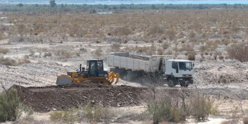 Avanza el encauzamiento del río San Juan: las obras alcanzan un 30% y buscan optimizar la circulación del agua