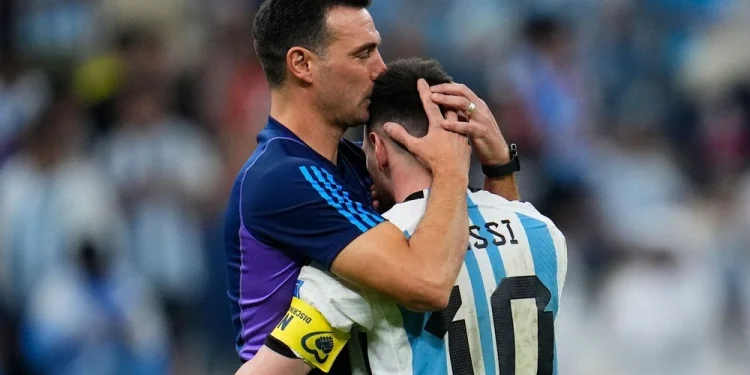 La emoción de Lionel Scaloni tras la despedida de Messi: «Esa aura no se la vi a nadie en mi vida»
