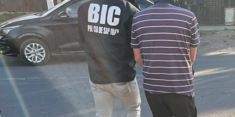 Robaron un arma y elementos de valor en un barrio privado de Rivadavia: cayó el «Loco Gil» por una huella dactilar