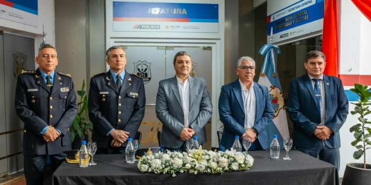 Asumieron formalmente las nuevas autoridades: Pablo Torres es el subjefe de Policía y Diego Morales conduce Protección Civil