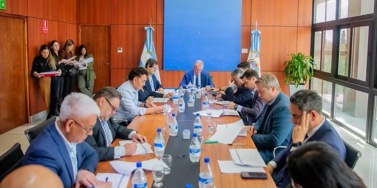 Labor Parlamentaria en la Legislatura: definieron el temario para la 11ª Sesión con foco en regularización dominial, subasta de vehículos y emergencia agropecuaria