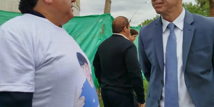 Marcha por Uriel Ríos en la Legislatura: Fabián Martín recibió a los padres y la querella pedirá acusar por homicidio simple y tentativa