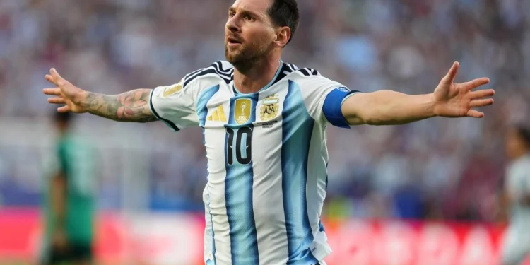 Emoción nacional: Lionel Messi llegó al país para disputar su último partido con la camiseta de la Selección