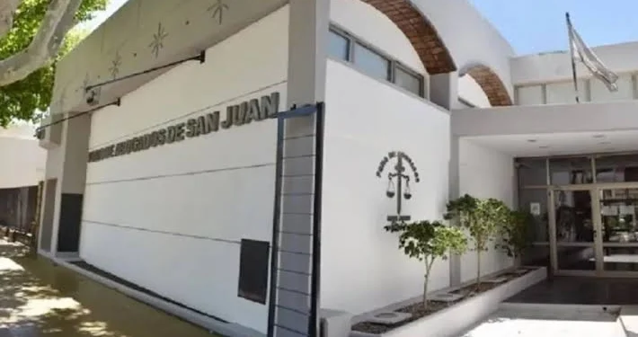 Elecciones en el Consejo de la Magistratura: 1.849 abogados de San Juan votan este martes con una candidata local en la contienda nacional