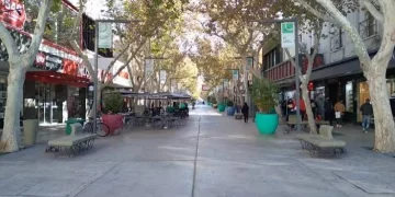 San Juan en pausa por el 12 de octubre: comercios cerrados, bancos sin atención y colectivos con frecuencia dominical