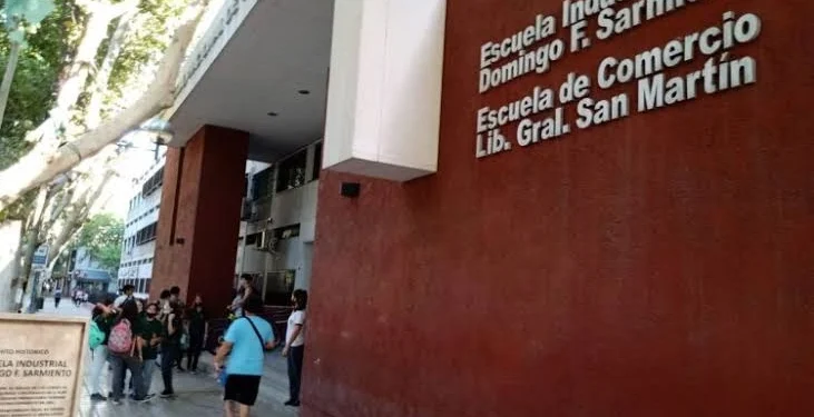 Cambio histórico en la UNSJ: los aspirantes a los preuniversitarios rendirán Lengua y Matemática el mismo día