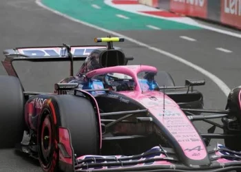 Franco Colapinto va por la revancha en el exigente callejero de Marina Bay: horarios y cronograma del GP de Singapur