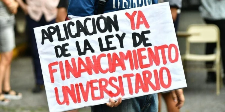 Nuevo revés judicial: la Justicia declaró inconstitucional el decreto que frenaba la ley de financiamiento universitario