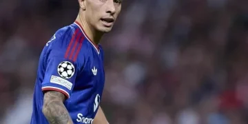 Estalla la interna en el Manchester United: Lisandro Martínez sería multado tras sus duras críticas al plantel y a la dirigencia