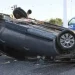 Un auto quedó completamente volcado tras impactar contra el muro de la Ruta 40