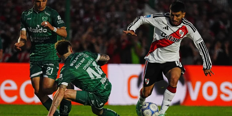 River empató 1-1 ante Sarmiento en Junín y dejó pasar una chance clave para meterse en zona de playoffs